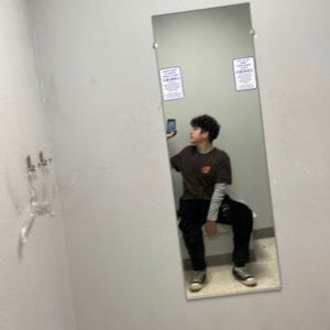 Meet your Posher, Jonathan